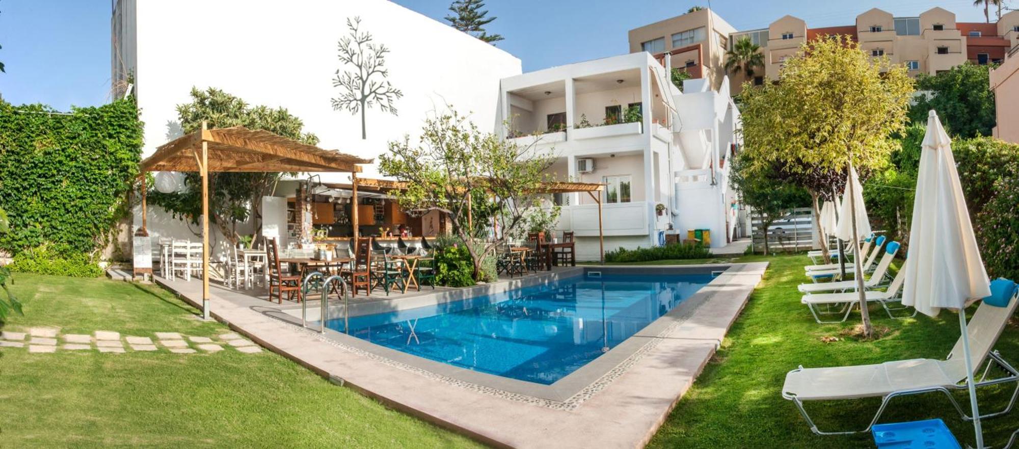 Tree Of Life Art Hotel Agia Marina  Luaran gambar